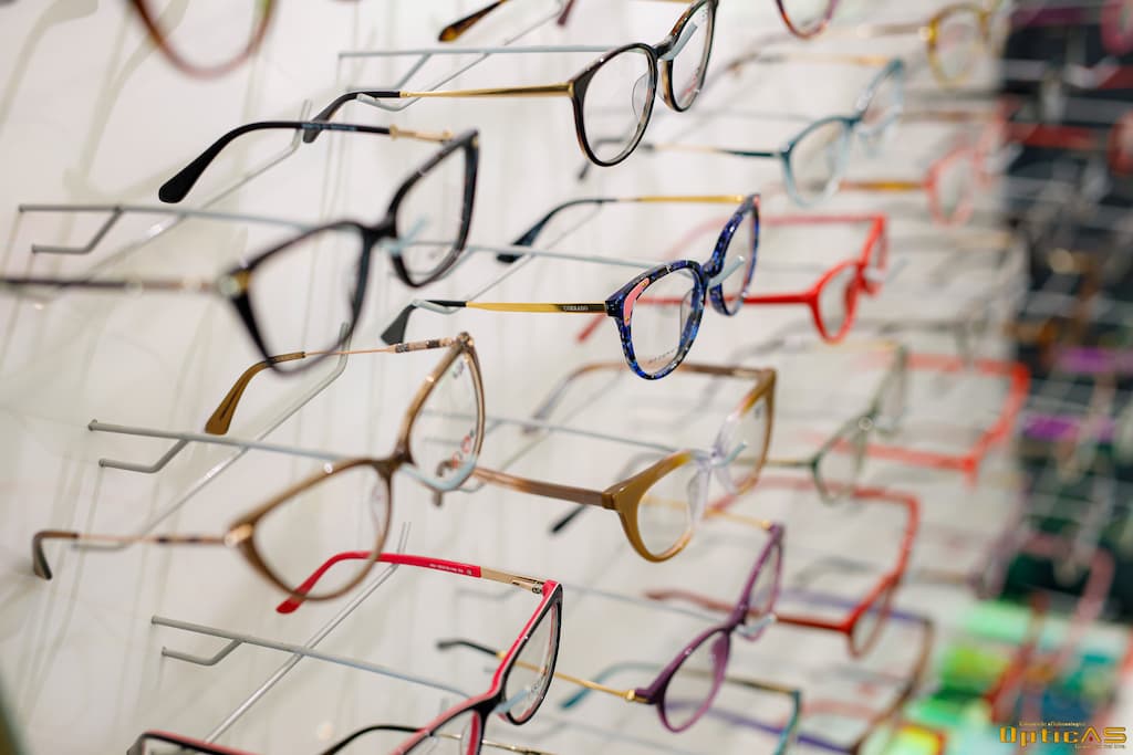 Cabinet oftalmologic Opticas - Siderurgistilor